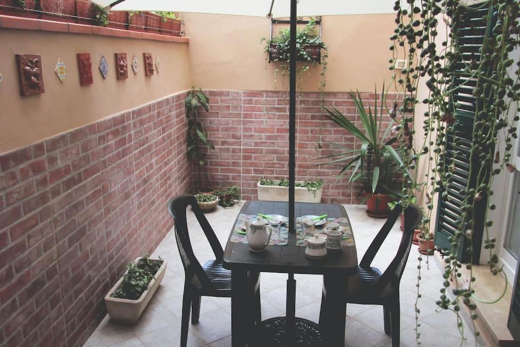 Il Piccolo Eden - Private Garden Lejlighed Livorno Eksteriør billede