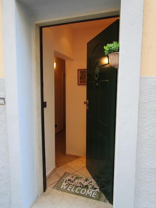 Il Piccolo Eden - Private Garden Lejlighed Livorno Eksteriør billede
