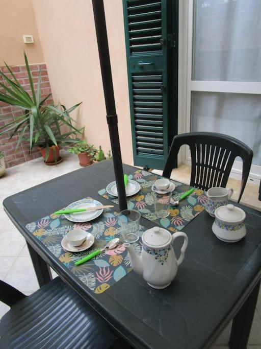 Il Piccolo Eden - Private Garden Lejlighed Livorno Eksteriør billede
